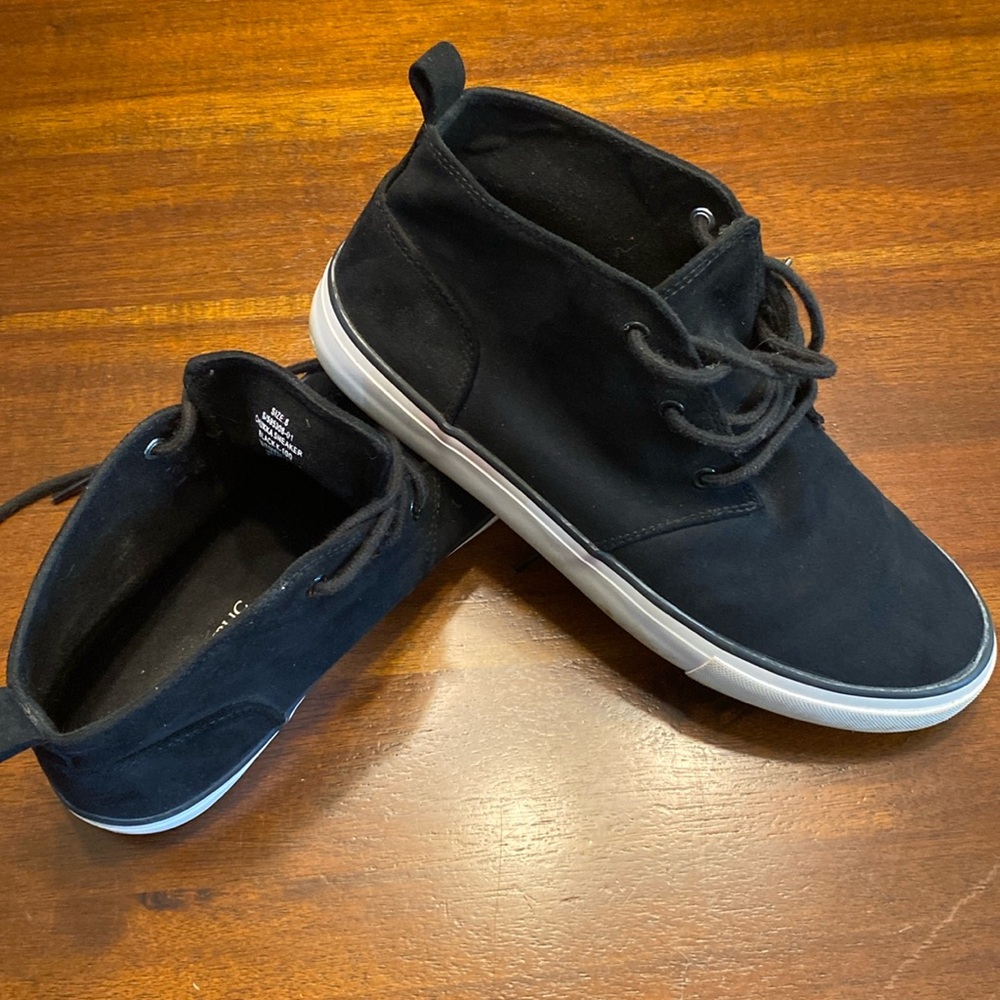 Banana Republic Chukka Sneaker Men’s